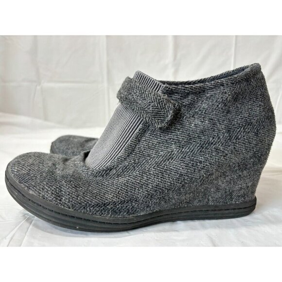 Blowfish Grey Tweed Wedge Heeled Shoe Womens Size 8.5 - Picture 4 of 12